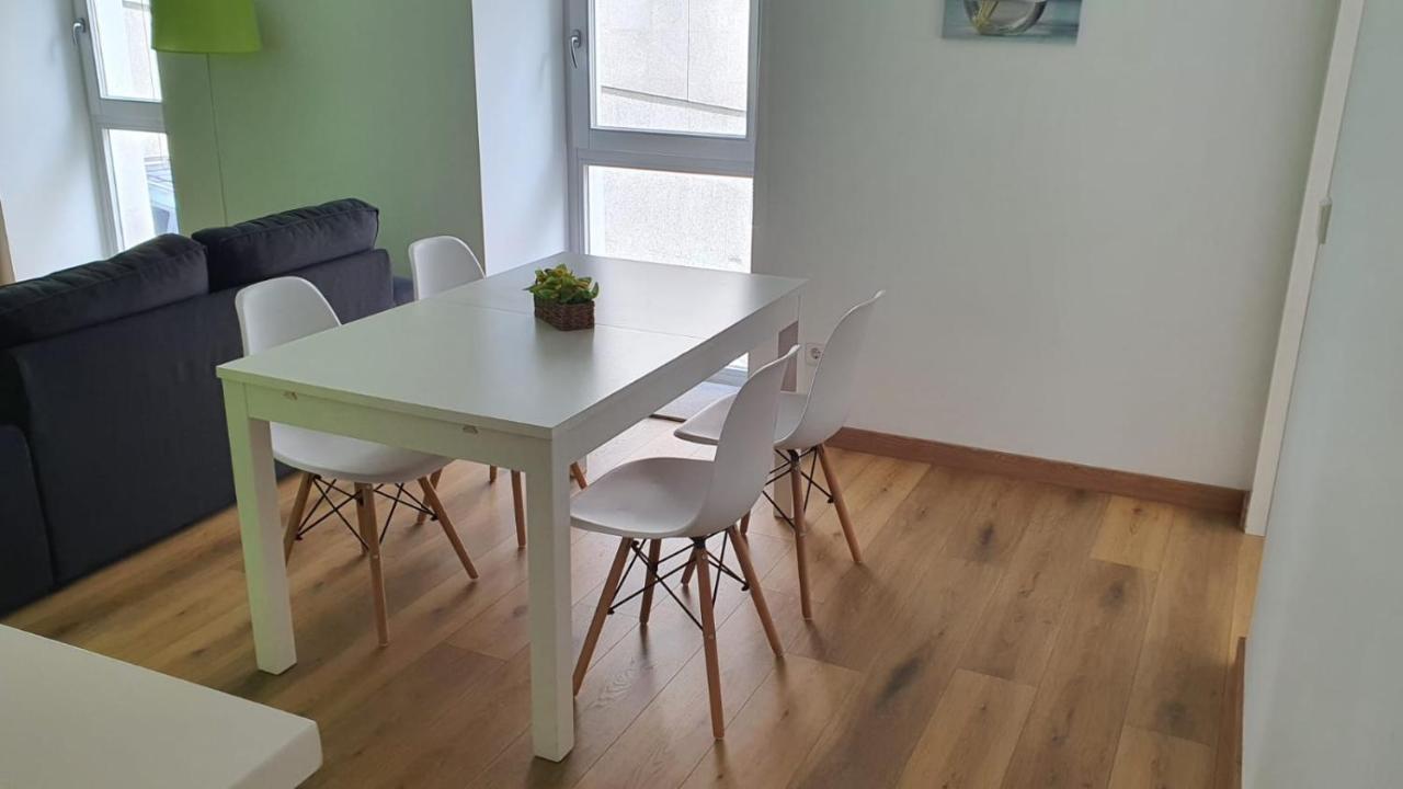 Piso En El Centro Para 4 Personas - Plaza Amboage - Wifi Ferrol Eksteriør billede